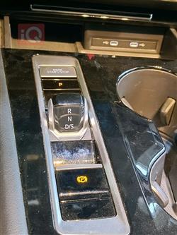 ڤۆڵکسواگن ئەتڵەس کرۆس سپۆرت